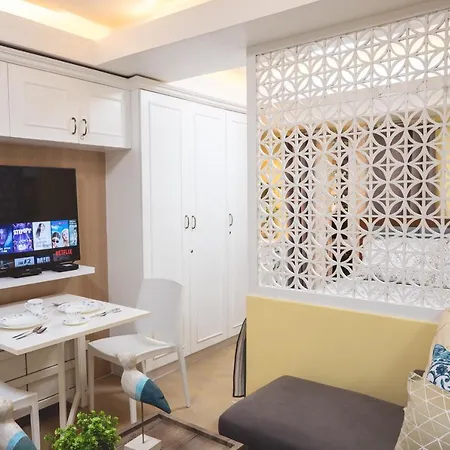 Avida Towers Cebu 518, Queen Bed, Netflix 50In Smart Tv