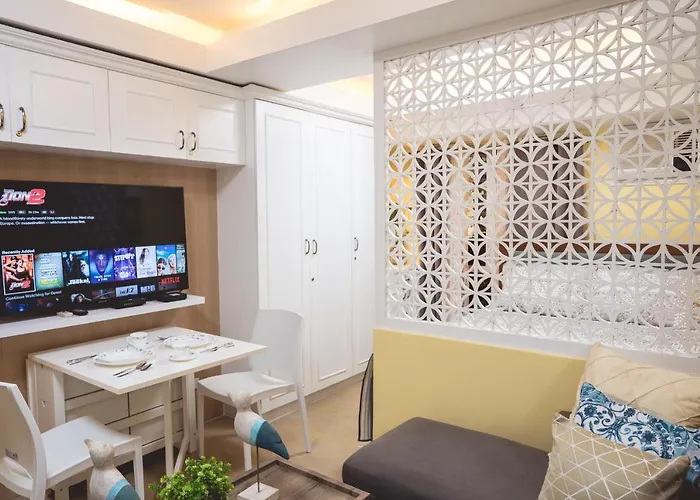 Apartment 5th Floor It Park Walking Distance To Everything Cebu